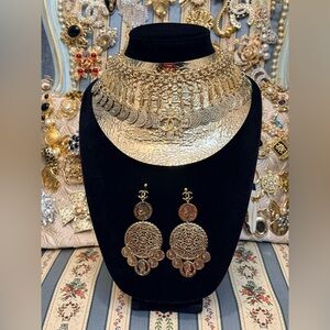 Elegant Gold Statement Necklace and Earring Set